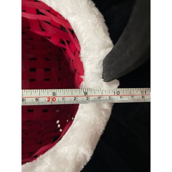 Christmas Santa basket with faux fur 10 x 9 x 6 - Picture 7 of 10